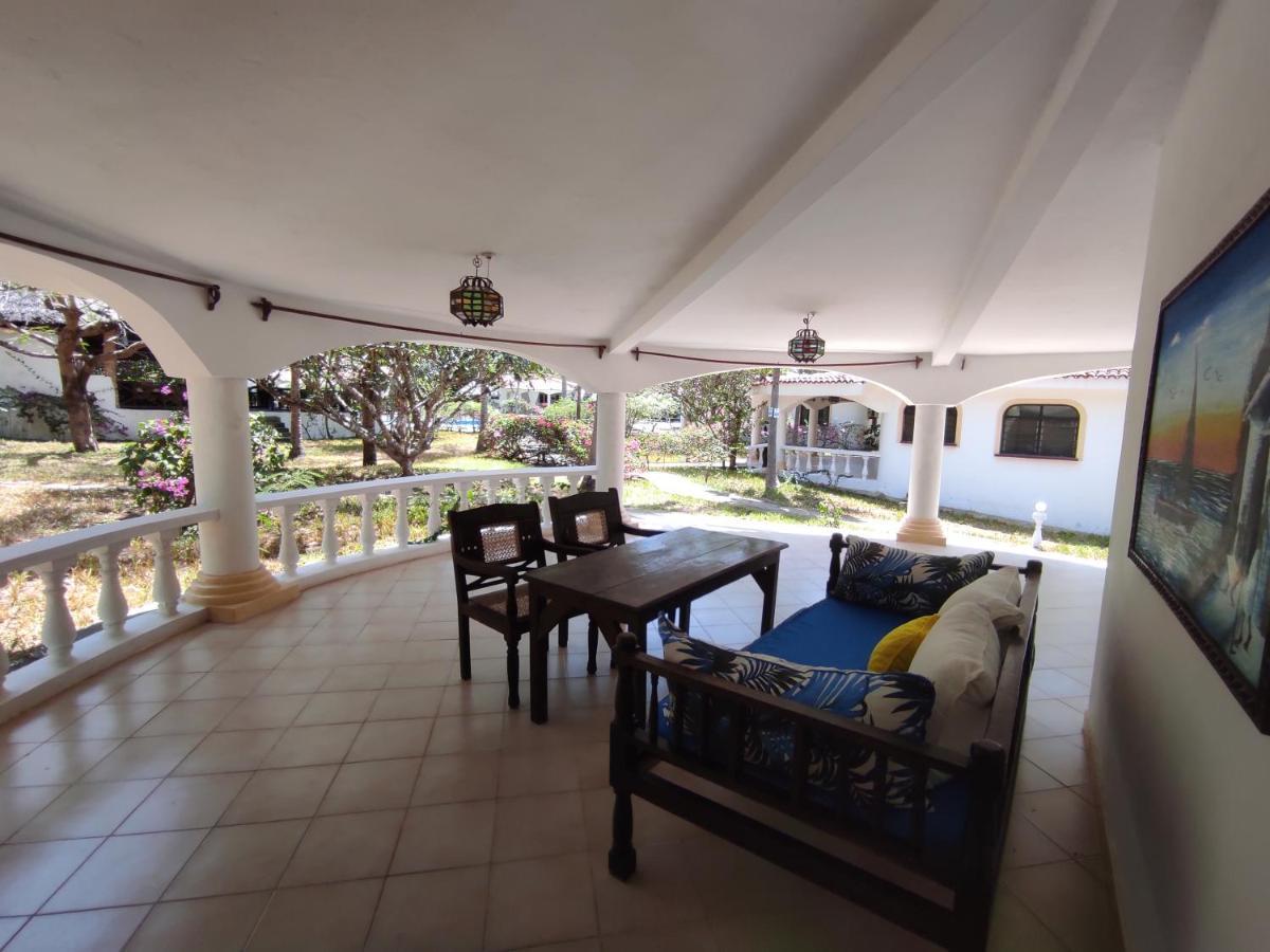 2Livu Villas วาตามู ภายนอก รูปภาพ