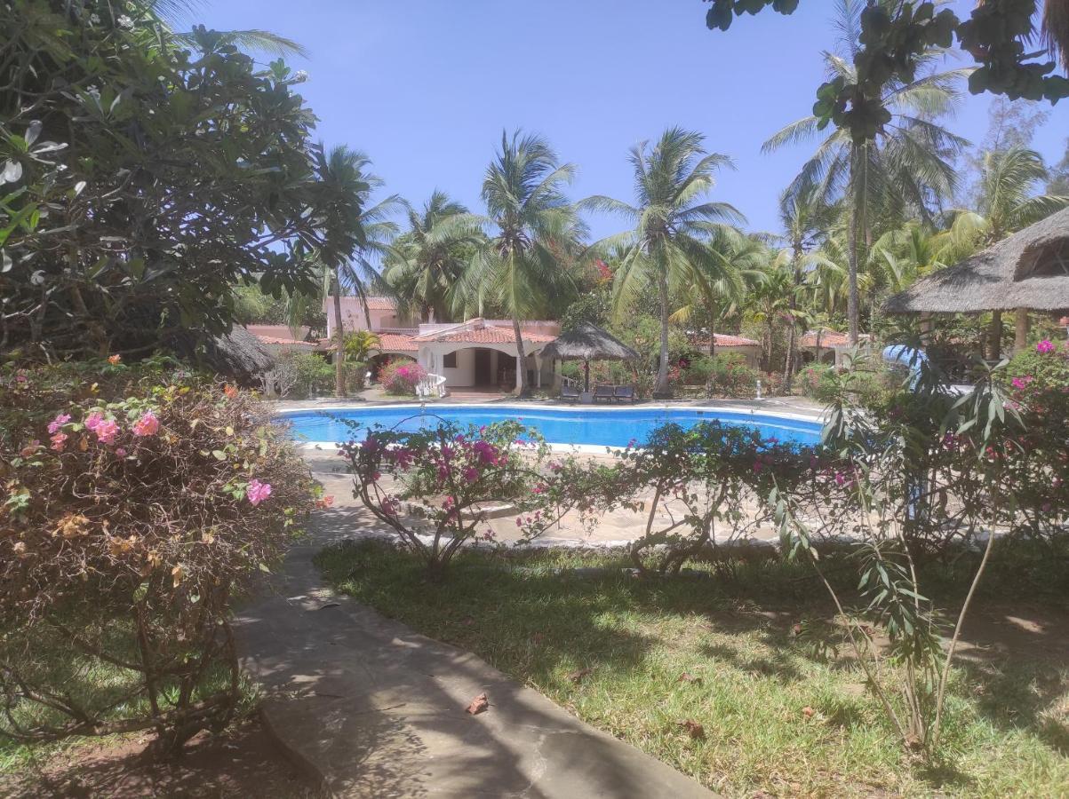 2Livu Villas วาตามู ภายนอก รูปภาพ