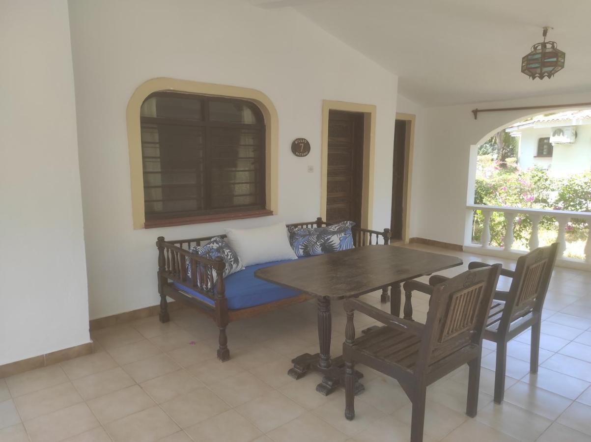 2Livu Villas วาตามู ภายนอก รูปภาพ