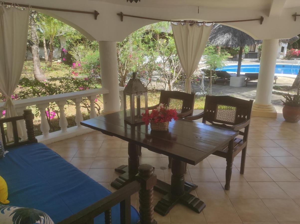 2Livu Villas วาตามู ภายนอก รูปภาพ